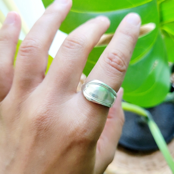 Vintage Silver Spoon Ring, size 7.5 - Picture 2 of 11